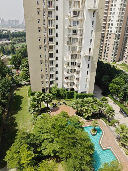 3.5 Bhk flat for Rent in Puri Emerald Bay Sector 104